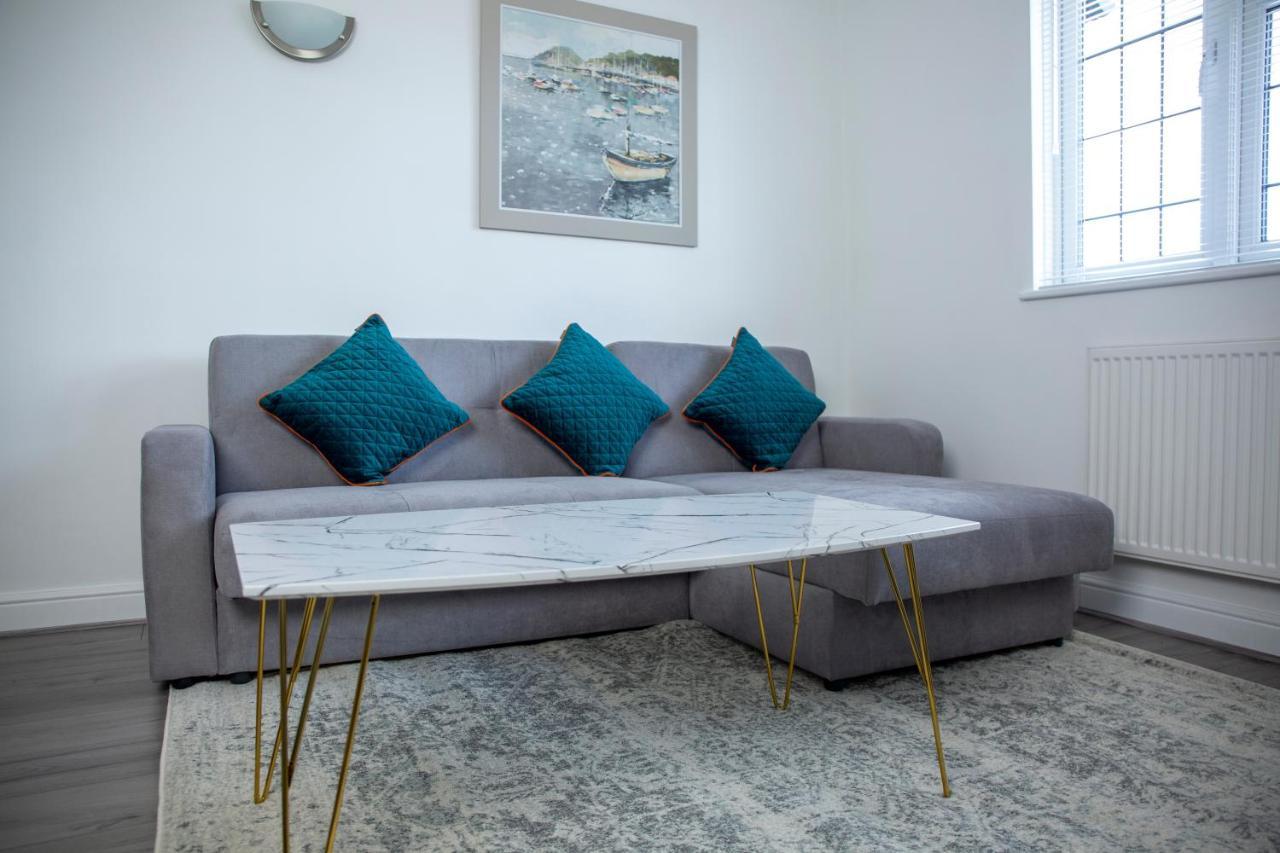 Modern Townhouse Apartment With Free Parking And Wifi Stratford-upon-Avon Dış mekan fotoğraf
