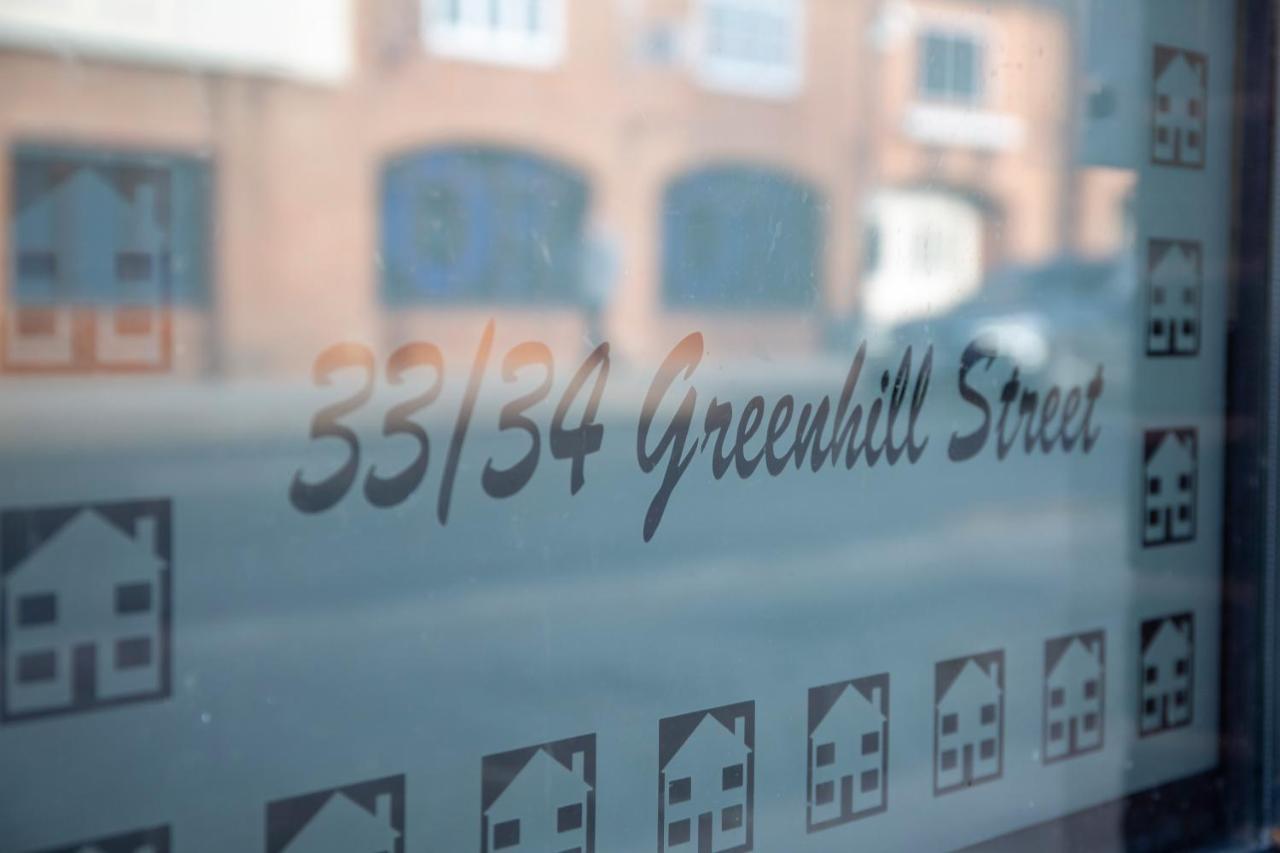 Modern Townhouse Apartment With Free Parking And Wifi Stratford-upon-Avon Dış mekan fotoğraf