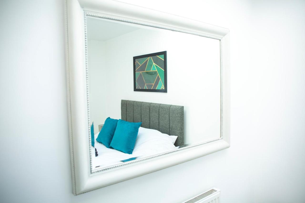 Modern Townhouse Apartment With Free Parking And Wifi Stratford-upon-Avon Dış mekan fotoğraf