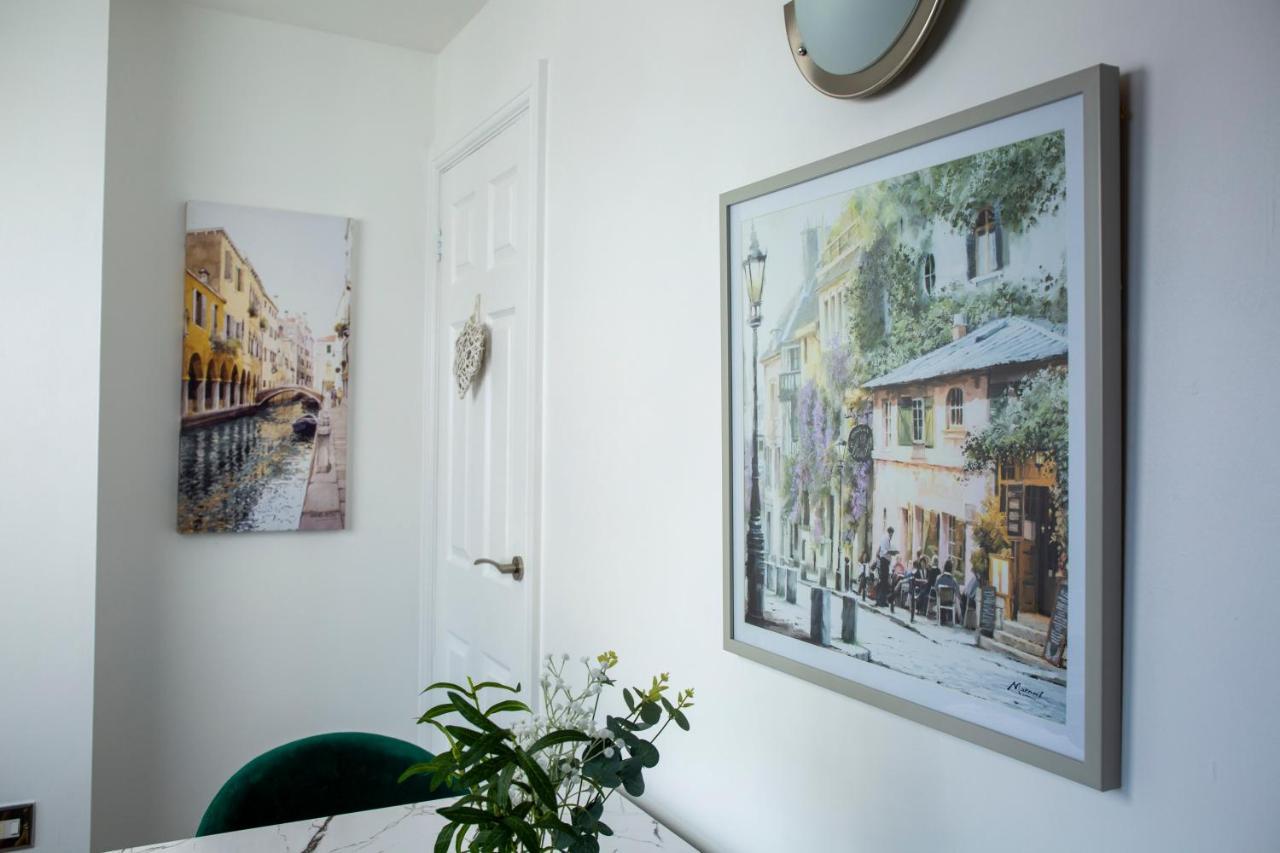 Modern Townhouse Apartment With Free Parking And Wifi Stratford-upon-Avon Dış mekan fotoğraf